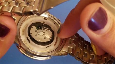 how to change michael kors watch battery.